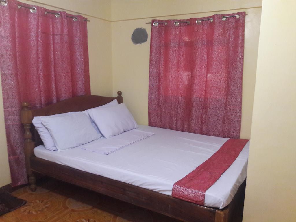Sand Bar Beach Resort Nasugbu Exterior foto